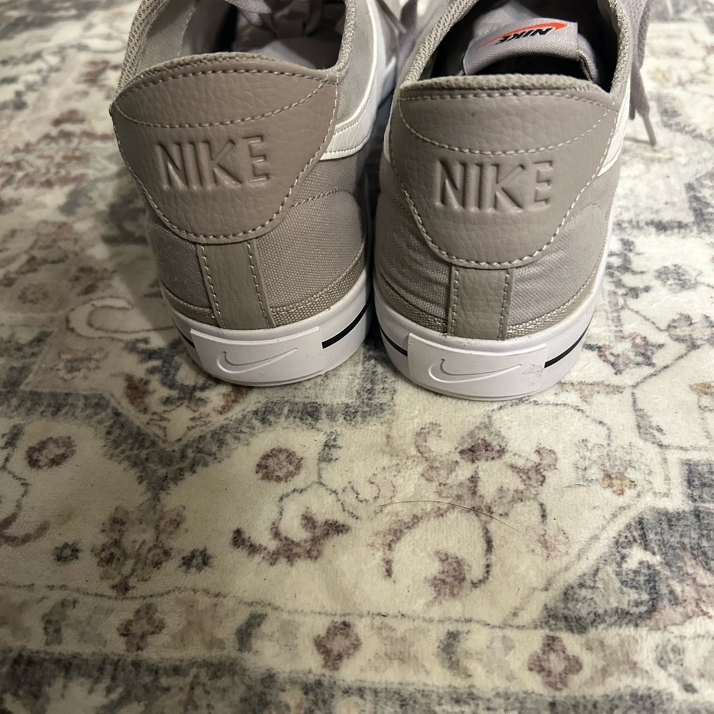Nike Men’s Low-Top Sneakers in Light Taupe and White
